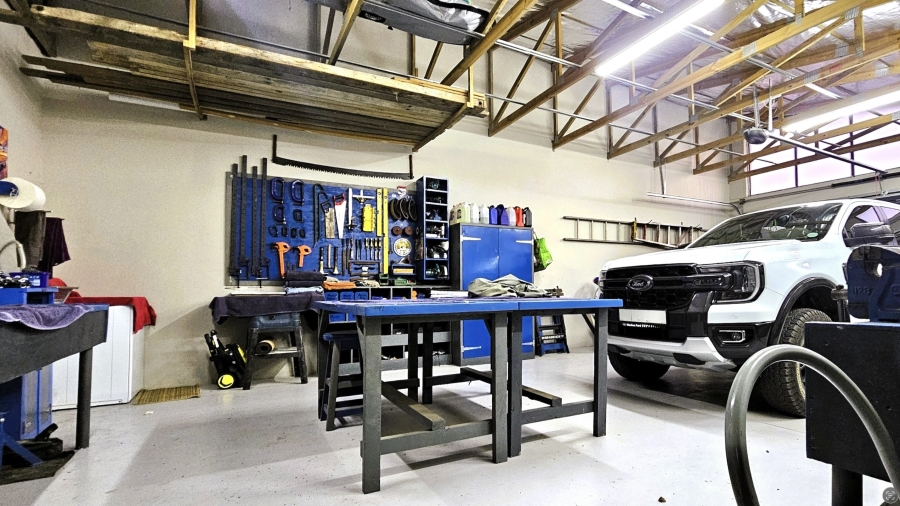 3 Bedroom Property for Sale in Hopefield Western Cape